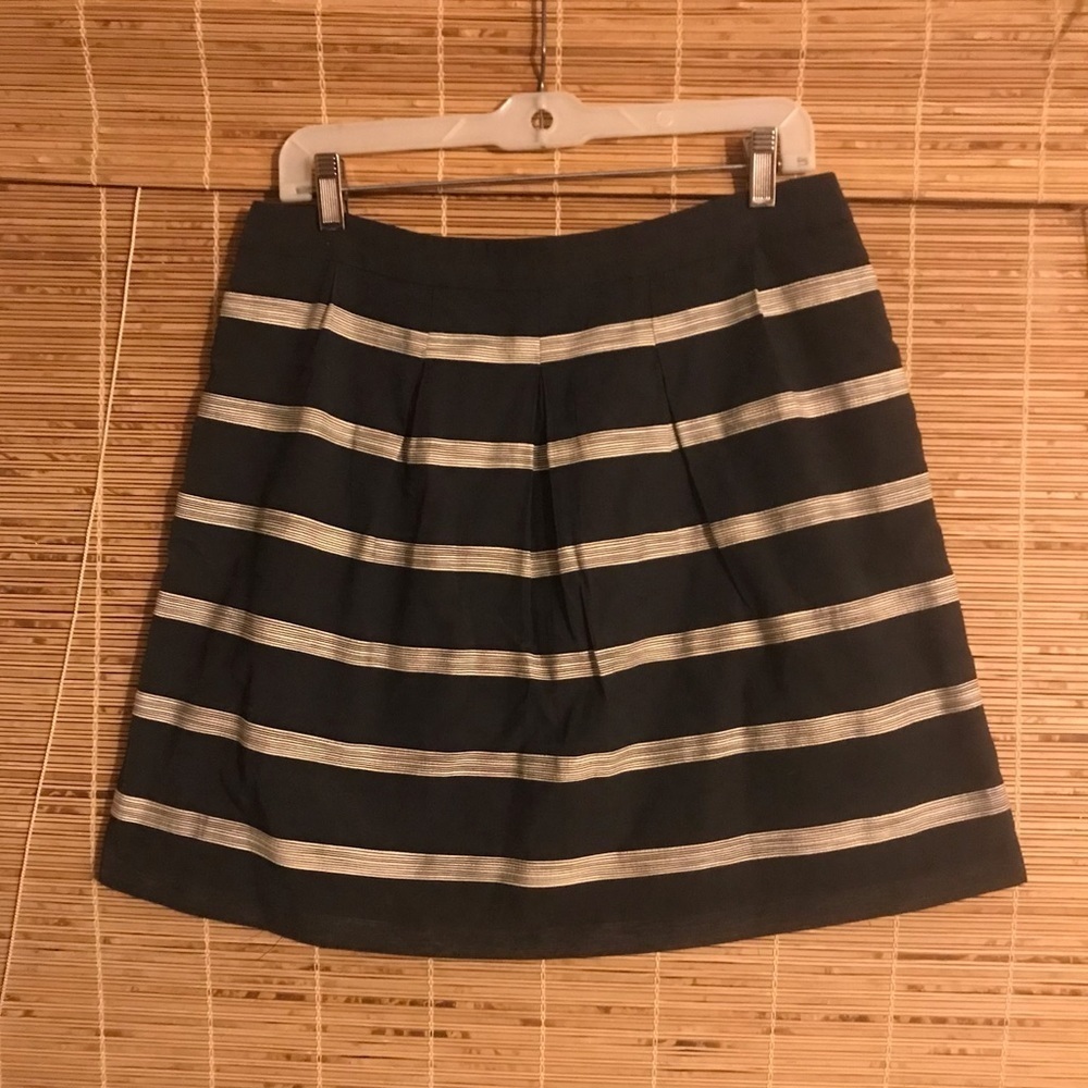 Loft Striped Black and White Pleated Skirt with lining Size 8